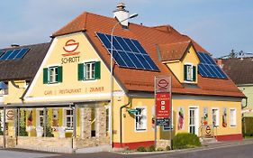 Restaurant Hotel Schrott